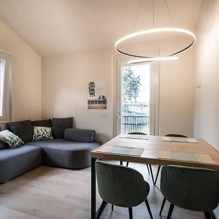 La Casa 570 *