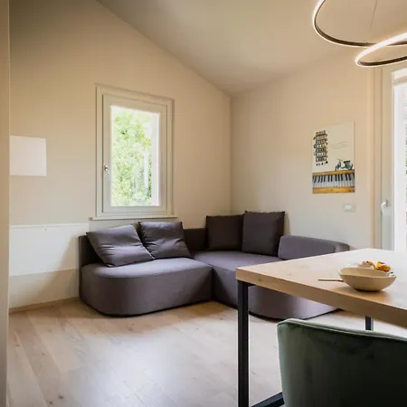La Casa 570 *
