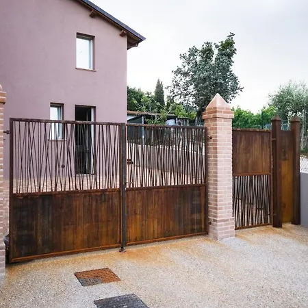 La Casa 570 * Pérouse